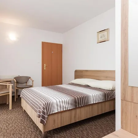Oskar Homestay