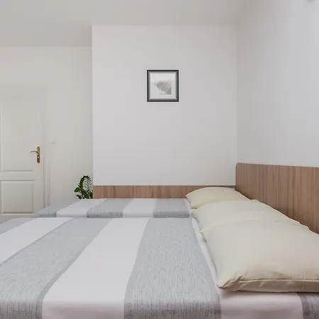 Oskar ホームステイ *