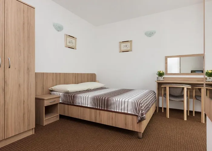 Oskar Alloggio in famiglia