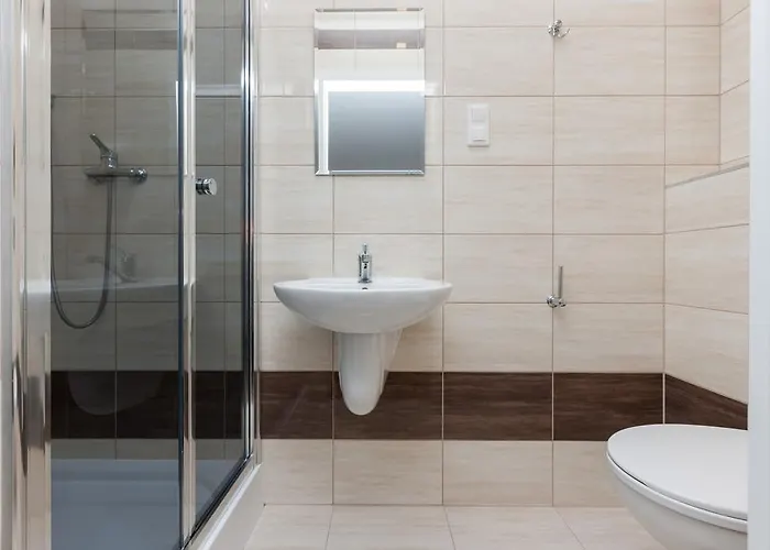 Oskar Alloggio in famiglia